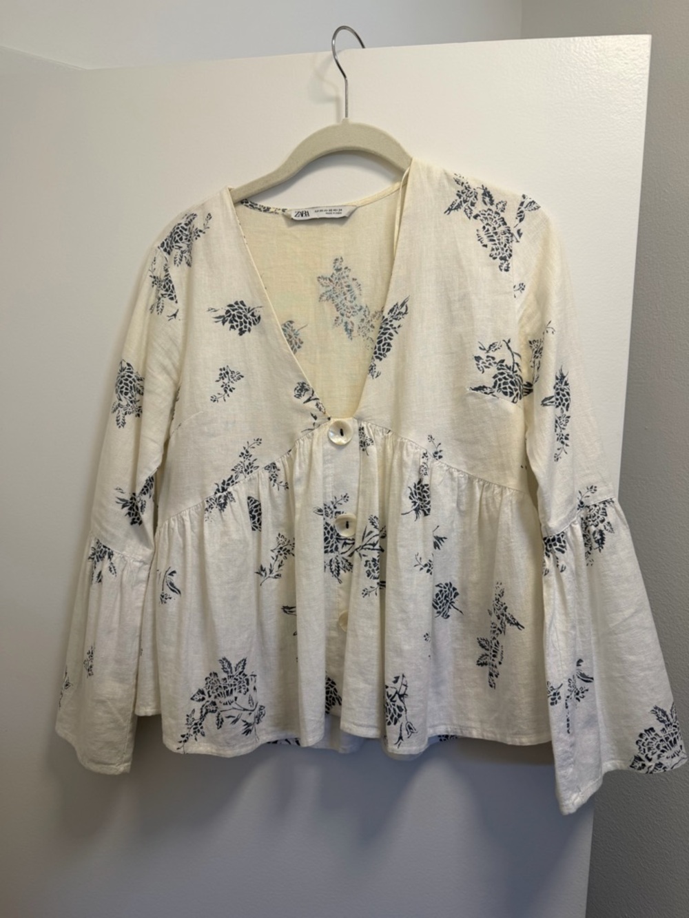 Zara white and blue floral babydoll blouse